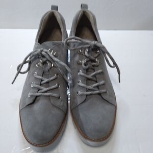 Vionic women's Oxford shoes